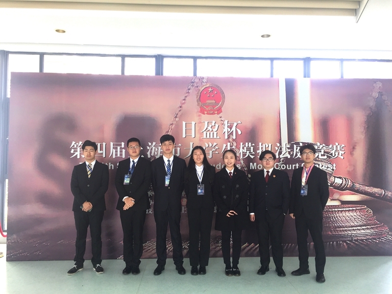 我校代表隊成員合影