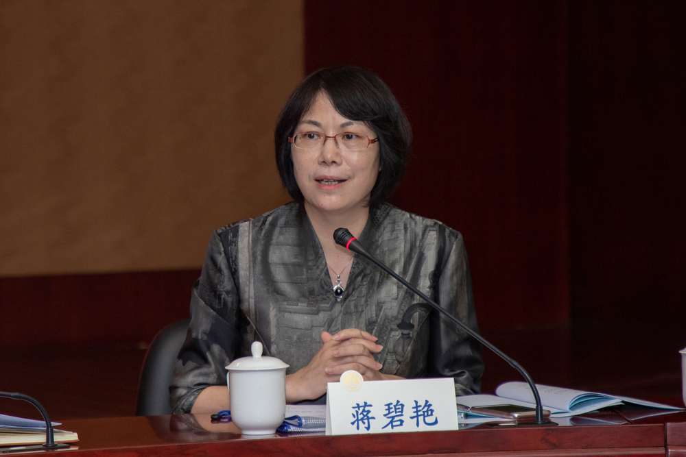 民進(jìn)上海市委副秘書長兼組織部部長蔣碧艷講話