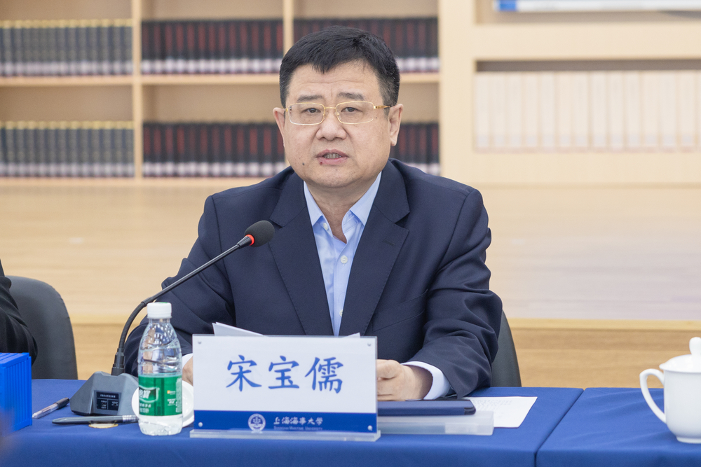 校黨委書記宋寶儒作開班動員講話