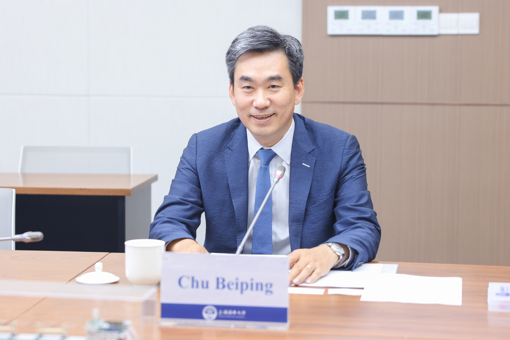 初北平校長致歡迎辭