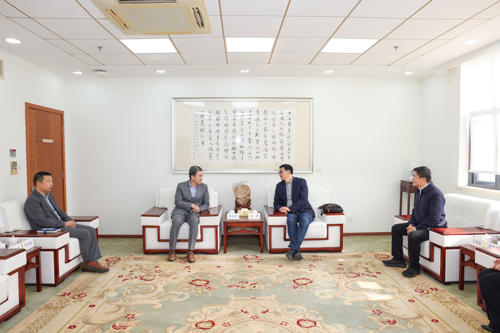 初北平校長會見趙博董事長一行