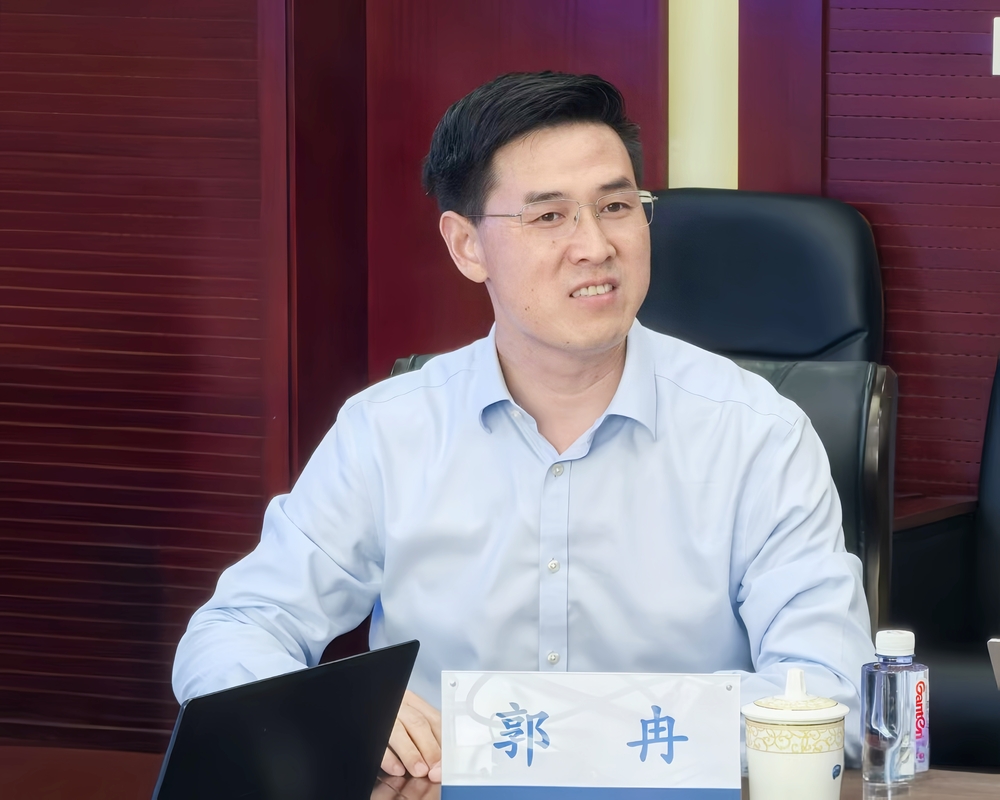 法學院郭冉教授主持講座