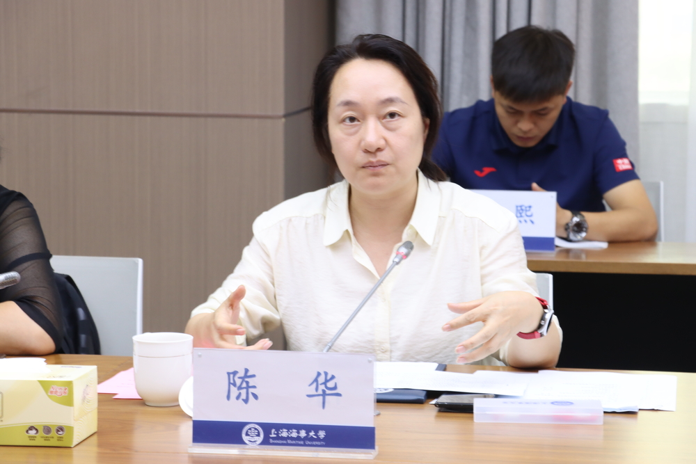 市教委體衛藝科處處長陳華