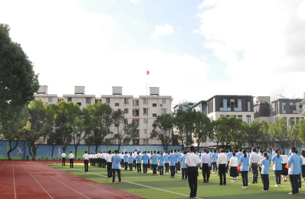 港灣校區升旗儀式